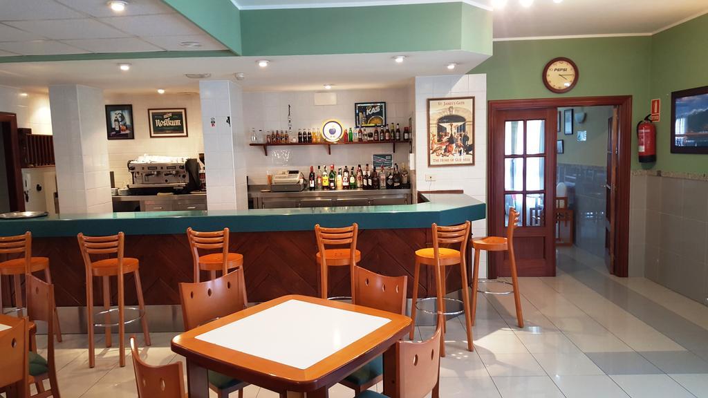 Hotel Alameda Villaviciosa  Buitenkant foto